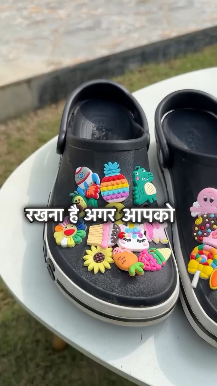 Stills from my Crocs Jibbitz reel (3 of 3)